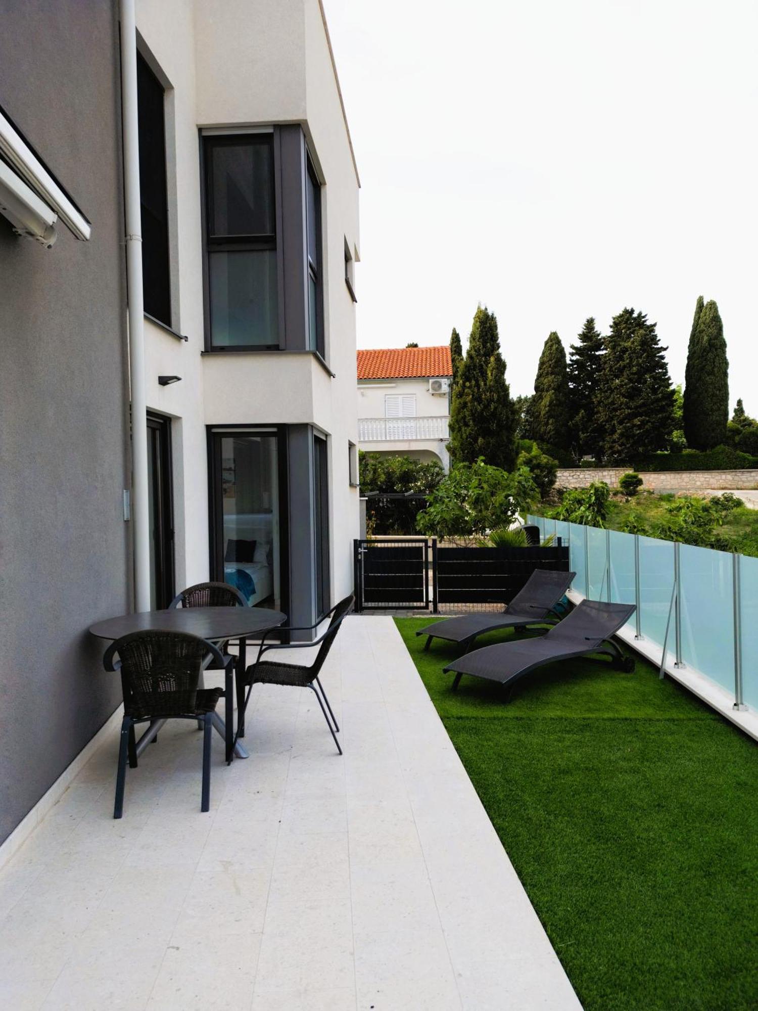 Villa Aliara Pool Apartment Vodice Exterior foto